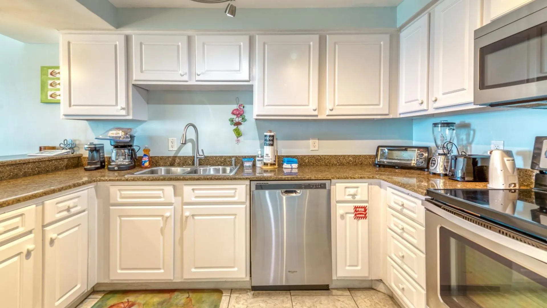 Beach House Condominiums B604 - Beachfront With Pool, Wifi, & Beach Service Destin